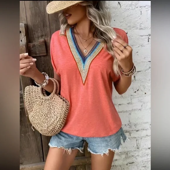 EUC Tan straw/rattan bag. Wear as crossbody or carry with handle. Designer qual - Picture 7 of 7